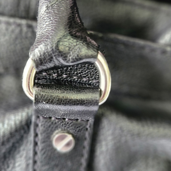 Michael Kors women's black crossbody  leather bag  size OS - Picture 7 of 13